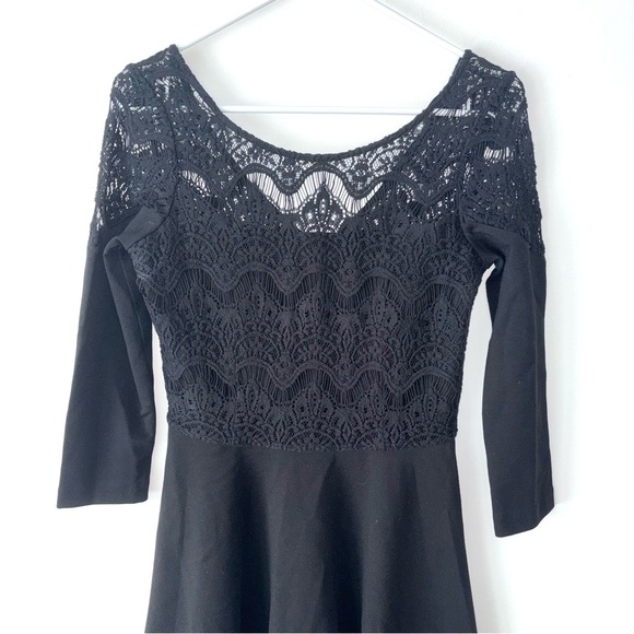 Lilly Pulitzer Black Remmy Lace Dress Fit n Flare Mini Short Preppy 3/4 Sleeve - Picture 3 of 11